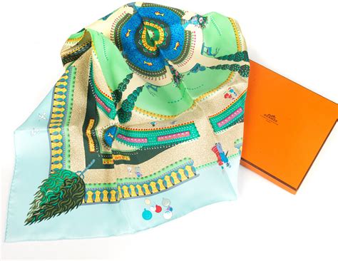 hermes foulard storia|La storia dietro ai foulard di Hermés .